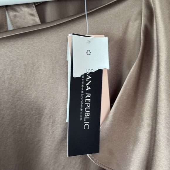 Banana Republic Silk Flutter Sleeve Dress 10P - Picture 7 of 8